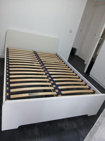 Ikea bed - afbeelding 1
