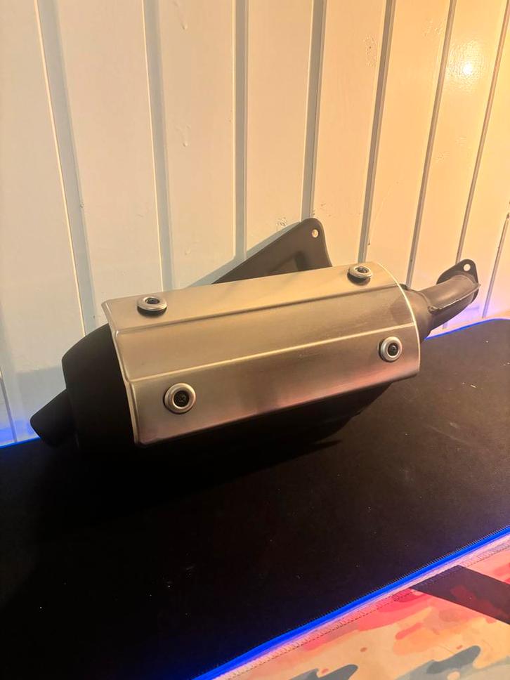 Sito Plus SM06 Look Uitlaat - Nieuwstaat, Fietsen en Brommers, Scooters | Piaggio, Ophalen of Verzenden