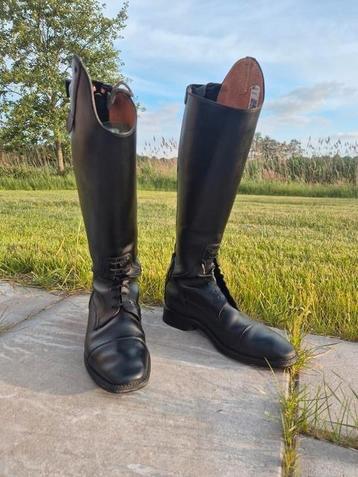 Laarzen Petrie maat 39 beschikbaar voor biedingen
