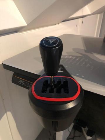 Thrustmaster TH8S shifter beschikbaar voor biedingen