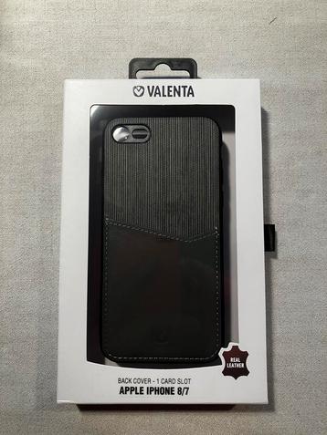 Valenta iPhone 8/7 Hoesje Grijs Leer Card Slot beschikbaar voor biedingen