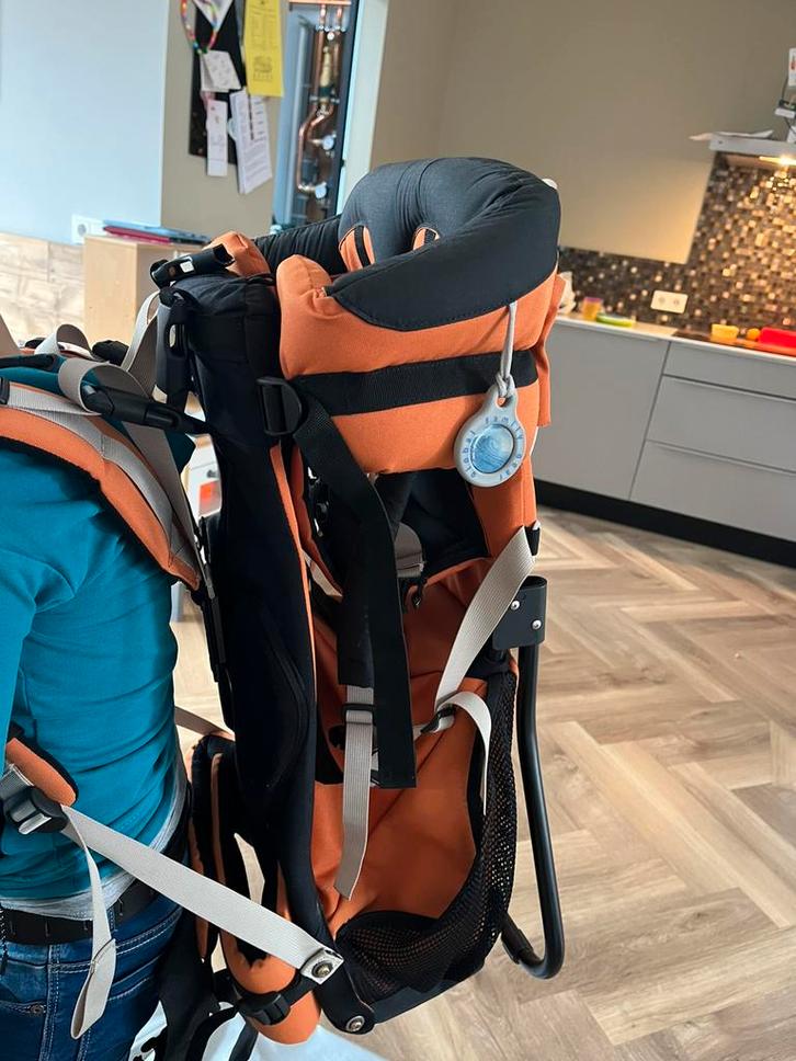 Nomad draagzak rugdrager, Sieraden, Tassen en Uiterlijk, Tassen | Reistassen en Weekendtassen, Zo goed als nieuw, Oranje, 30 cm of meer