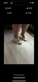 trouw schoenen met hak en kant, Ophalen of Verzenden, Zo goed als nieuw, Wit
