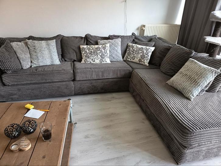 Grote Hoekbank - Stof, Huis en Inrichting, Banken | Bankstellen, Gebruikt, Hoekbank, Vierpersoons of meer, 300 cm of meer, 75 tot 100 cm