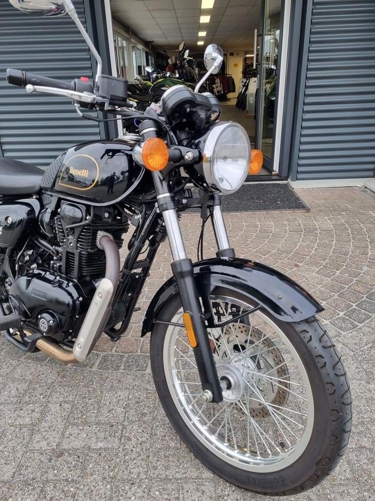 BENELLI IMPERIALE 400 (bj 2021), Motoren, Motorrijbewijs A, Bedrijf, Onbekend, Overig