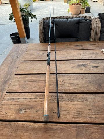 nieuwe rhino tecoast werp hengels ! 2,7m en 8-36 gr  beschikbaar voor biedingen