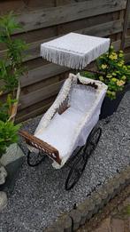 Brocante antieke kinderwagen, Brussels kant en zonnedak. S0, Tweedehands verkoop, Tweedehands verkoop, Gebruikt, Ophalen of Verzenden