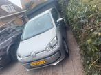 Volkswagen up! 1.0 44KW/60PK 5-DRS 2016 Grijs, Auto's, Stof, 840 kg, 4 stoelen, Origineel Nederlands
