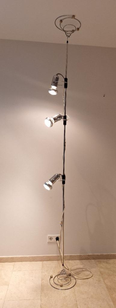 Staande design lamp Reggiani, Huis en Inrichting, Lampen | Vloerlampen, Gebruikt, 200 cm of meer, Metaal, Ophalen