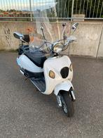 Luuko retro scooter, Ophalen of Verzenden, Zo goed als nieuw, Benzine, Overige merken