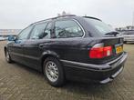BMW 5-serie Touring 525i AUTOMAAT/leer/AIRCO/cruise, Auto's, Achterwielaandrijving, Traction-control, Zwart, 10 km/l