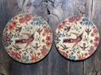 2 onderzetters grootmoeders tijd 20 en 18cm doorsnee, Antiek en Kunst, Ophalen of Verzenden