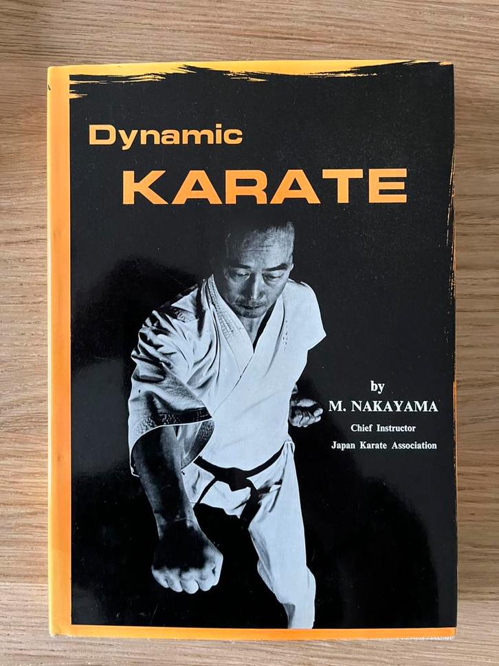 Dynamic Karate - Nakayama, Boeken, Sportboeken, Zo goed als nieuw, Vechtsport, Ophalen of Verzenden