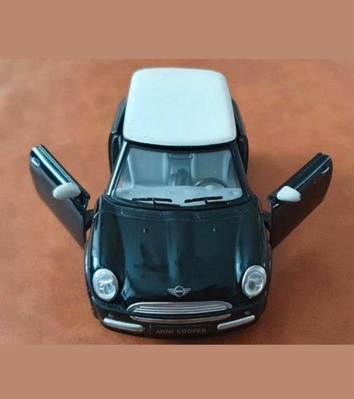 mini cooper schaalmodellen,ook andere schaalmodellen, Verzamelen, Automerken, Motoren en Formule 1, Zo goed als nieuw, Auto's