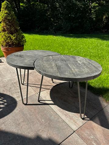 Ronde salon tafels of bijzettafels beschikbaar voor biedingen