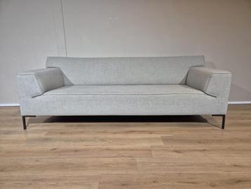 Design On Stock Bloq - 3-Zits Bank - Grijs - Stof - Design beschikbaar voor biedingen