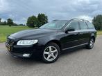 Volvo V70 2.0 D3 AUT 2016 Zwart LEDER NAVI XENON, 1800 kg, Stationwagon, Diesel, Particulier