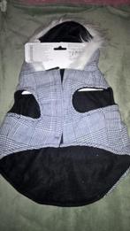 NIEUW HUKA HONDENJASJE MAAT S, Dieren en Toebehoren, Ophalen, Nieuw, Hondenjas