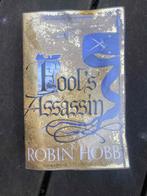 Fool's Assassin - Robin Hobb, Gelezen, Ophalen of Verzenden, Nederland, Robin Hobb