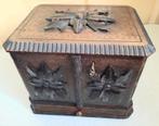 Mahoniehouten black forest sigarenkastje, Antiek en Kunst, Ophalen of Verzenden