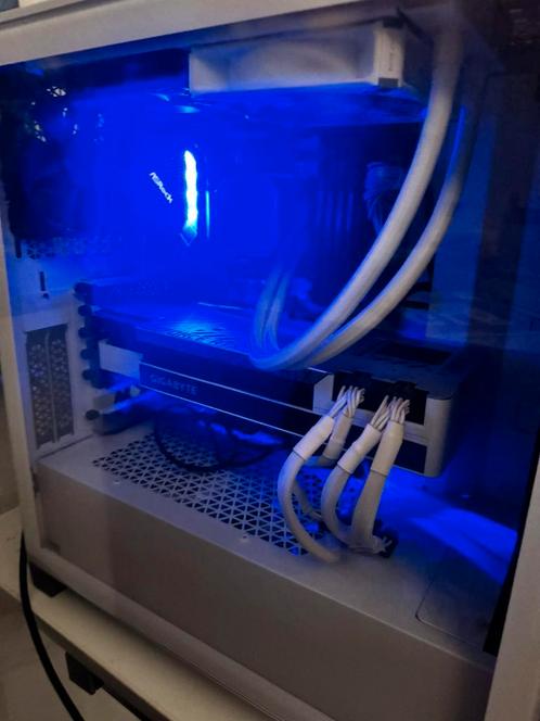 Gaming Setup, R7 5800x - 3080TI Vision (white) - 32GB RAM, Computers en Software, Desktop Pc's, Gebruikt, 4 Ghz of meer, HDD, SSD