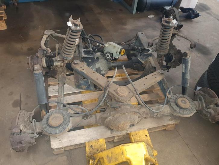 Complete vooras Jeep Cherokee KJ 3,7 V6 2002., Auto-onderdelen, Ophanging en Onderstel, Jeep, Gebruikt, Ophalen