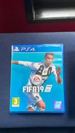 Fifa 18/19, Gekoppelde computers, 2 spelers, Ophalen of Verzenden, Zo goed als nieuw