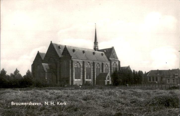 Brouwershaven N.H. Kerk, Verzamelen, Ansichtkaarten | Nederland, Ongelopen, Zeeland, 1960 tot 1980, Ophalen of Verzenden