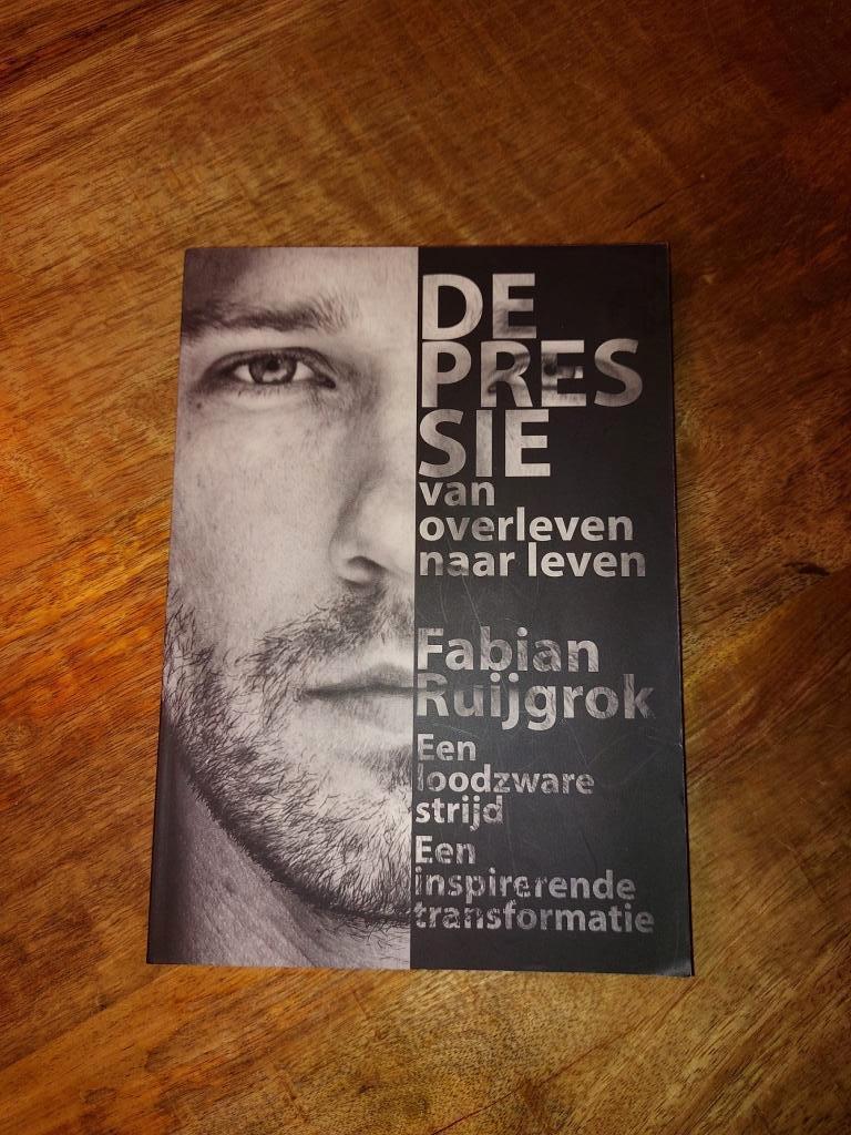 Depressie van overleven naar leven, Boeken, Psychologie, Ophalen of Verzenden, Zo goed als nieuw