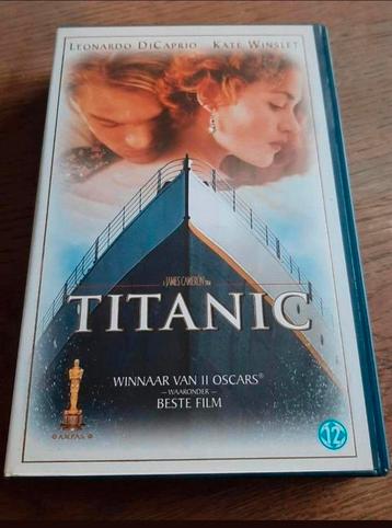 Titanic videoband. James Cameron. Leonardo DiCaprio.  beschikbaar voor biedingen