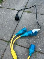 Campingstekker splitter / CEE verlengkabel Y-splitter 230V, Ophalen of Verzenden, Zo goed als nieuw