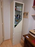 Vitrinekast wit, afhalen in Geleen, Huis en Inrichting, Kasten | Vitrinekasten, Wit, voor modern interieur of cosmetisch beroep.
