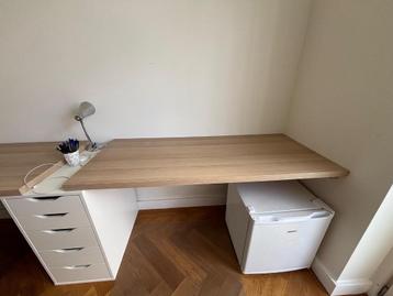 IKEA tafelblad lagkapten beschikbaar voor biedingen