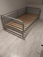 Ikea metalen 1-persoonsbed (90x200cm) met lattenbodem, Huis en Inrichting, Slaapkamer | Bedden, Grijs, 90 cm, Ophalen of Verzenden