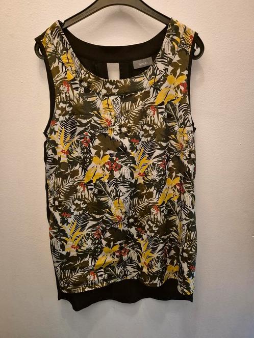 Bladeren top mouwloos maat 38 C&A, Kleding | Dames, Tops, Gedragen, Maat 38/40 (M), Zwart, Zonder mouw, Ophalen of Verzenden