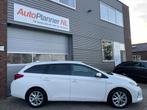 Toyota Auris Touring Sports 1.8 Hybrid Lease+! Camera! Pano!, Auto's, Toyota, Te koop, Gebruikt, Voorwielaandrijving, Zwart