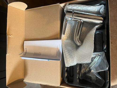 Nieuwe PIPER wastafelkraan – Chroom, Huis en Inrichting, Badkamer | Badkamermeubels, Ophalen of Verzenden