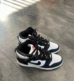 Nike Dunk Panda maat 39, Kleding | Dames, Schoenen, Ophalen, Zo goed als nieuw, Sneakers of Gympen