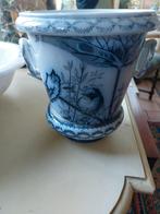 Te  koop  bloempot  petrus regout Plata, Ophalen of Verzenden