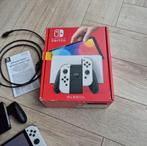 Nintendo Switch OLED te koop – in topstaat!, Spelcomputers en Games, Games | Nintendo Switch, Overige genres, 1 speler, Ophalen of Verzenden