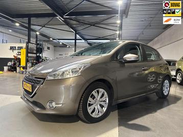 Peugeot 208 1.2 VTi Envy/Navi/Dealer onderhouden/Apk nieuw beschikbaar voor biedingen