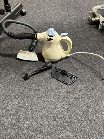 Stoomreiniger beschikbaar voor biedingen