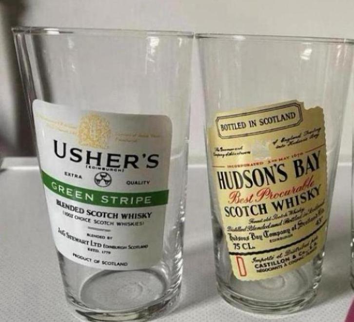 2 Glazen van Usher’s blender + Hudson’s bay scotch whisky, Verzamelen, Glas en Borrelglaasjes, Zo goed als nieuw, Borrel- of Shotglas