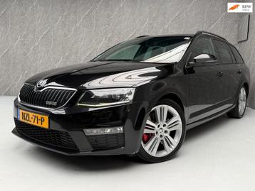 Skoda Octavia Combi 2.0 TSI RS 220 PK / Dealer Onderhouden beschikbaar voor biedingen