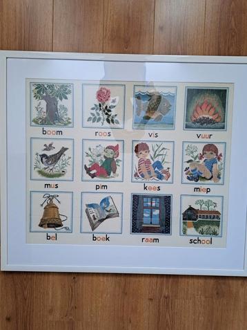 Mooi geborduurd doek 96x82  beschikbaar voor biedingen