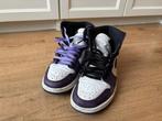 Air jordan 1 high court purple, Kinderen en Baby's, Kinderkleding | Schoenen en Sokken, Gebruikt, Ophalen of Verzenden, Jongen of Meisje