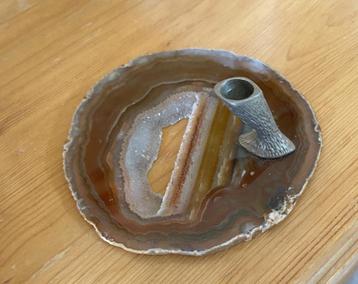 antieke / vintage pennenhouder / pennenstandaard van AGAAT beschikbaar voor biedingen