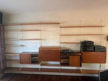 Vintage String Kast Systeem beschikbaar voor biedingen