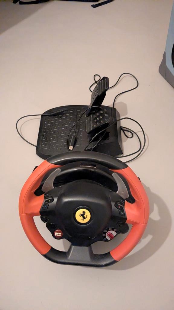Thrustmaster Ferrari 458 Spider Xbox Stuur, Spelcomputers en Games, Spelcomputers | Overige Accessoires, Gebruikt, Ophalen
