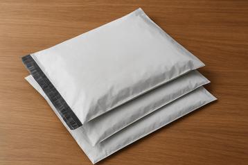 Verzendzakken [Vanaf €2] beschikbaar voor biedingen